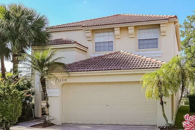 15714 NW 24th St in Pembroke Pines, FL - Building Photo - Building Photo