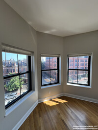 567 Columbus Ave, Unit 31 in Boston, MA - Foto de edificio - Building Photo