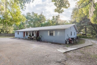 1512 NE 3rd Ave in Gainesville, FL - Foto de edificio - Building Photo