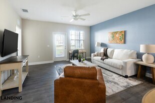 5353 US-27, Unit 1004 in Ocala, FL - Building Photo