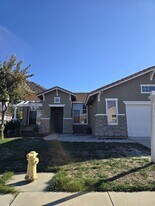 5097 Avocado Vista Ln in Fallbrook, CA - Building Photo
