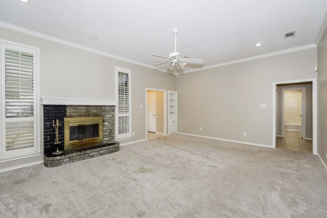 9125 Timber Oaks Dr in Fort Worth, TX - Building Photo - Building Photo