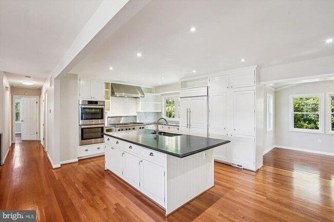 property at 8907 Captains Row