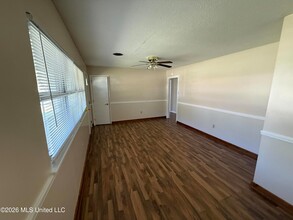 405 McGuire Cir in Gulfport, MS - Building Photo - Building Photo