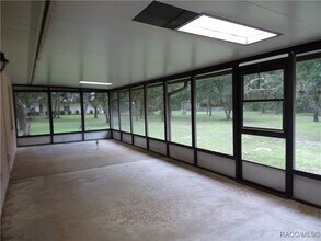 100 E Knightsbridge Pl in Lecanto, FL - Building Photo - Building Photo