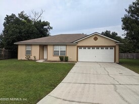 2742 Secret Harbor Dr in Orange Park, FL - Building Photo