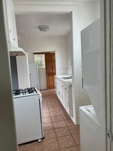 533 Vernon Ave, Unit 533 Indiana upper back ap in Venice, CA - Foto de edificio - Building Photo