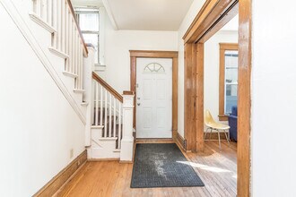 524 S Forest Ave in Ann Arbor, MI - Foto de edificio - Building Photo