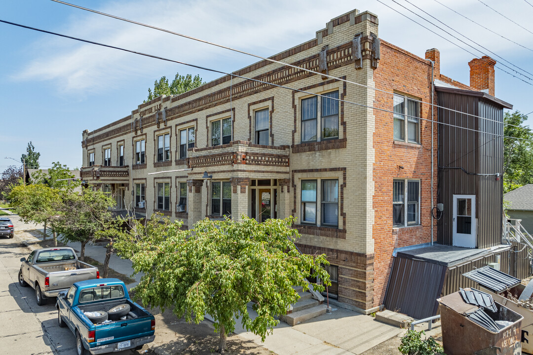 1424 4th Ave in Scottsbluff, NE - Building Photo