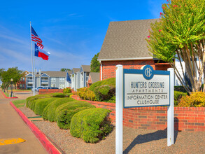 Hunters Crossing Apartments in Wichita Falls, TX - Building Photo - Building Photo