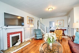 1624 Edgemont Ave in Bristol, TN - Building Photo - Building Photo