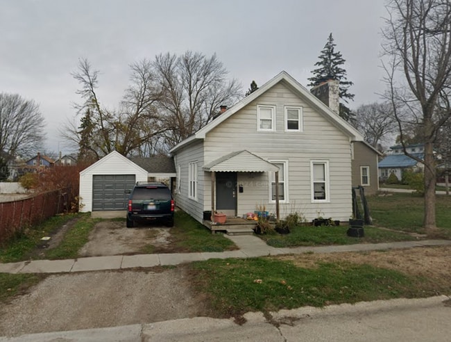 property at 1307 Mansfield St