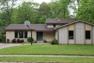 1640 Quincent St in Iowa City, IA - Building Photo