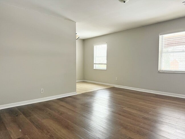 700 Village Ln in Newburgh, IN - Building Photo - Building Photo