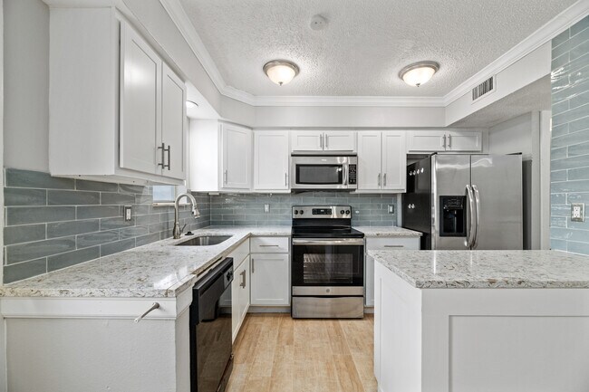 property at 7145 Fair Oaks Ave