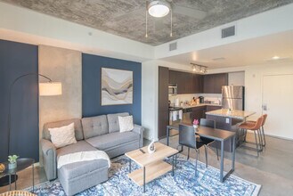 333 E Roosevelt St in Phoenix, AZ - Building Photo - Building Photo