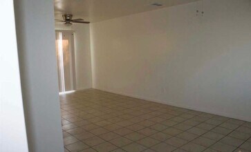 3811 Oregon St in Bakersfield, CA - Building Photo - Building Photo