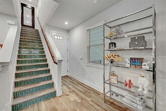 7111 Terrazzo Cottage Ln in Austin, TX - Building Photo - Building Photo