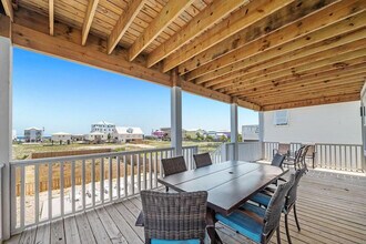 1405 W Lagoon Ave in Gulf Shores, AL - Building Photo - Building Photo