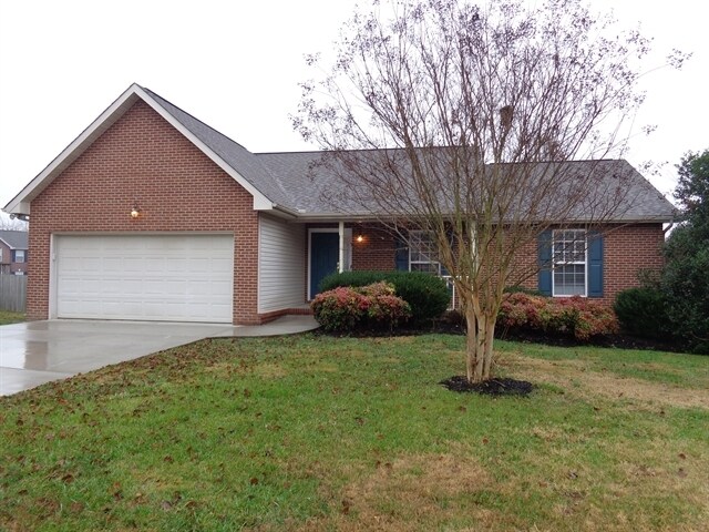 5404 Silver Grove Ln in Knoxville, TN - Building Photo