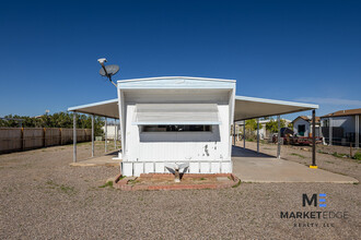 9618 E Aspen Cir in Mesa, AZ - Foto de edificio - Building Photo