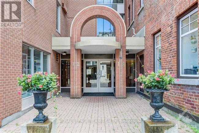 10 Clarence St. in Ottawa, ON - Building Photo - Building Photo