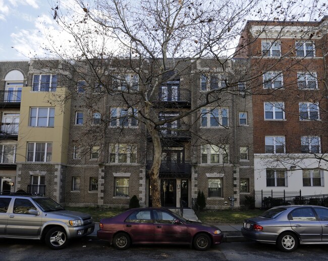 1440 Columbia Rd NW in Washington, DC - Building Photo - Building Photo