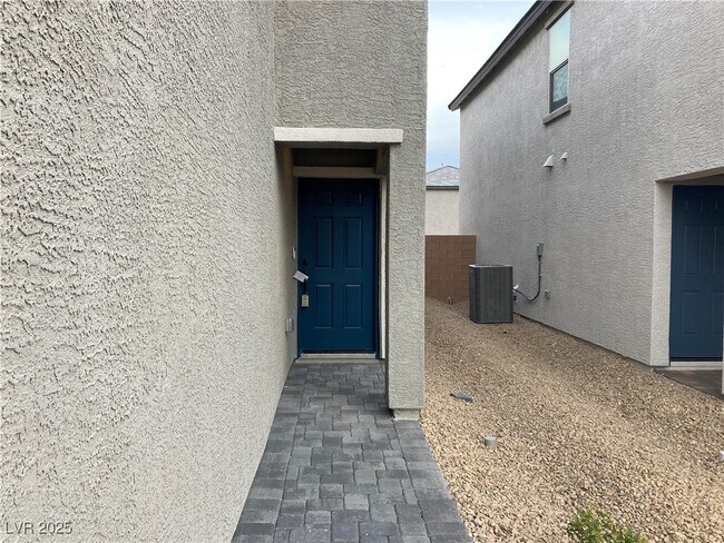 9528 Crowe St in Las Vegas, NV - Building Photo - Building Photo