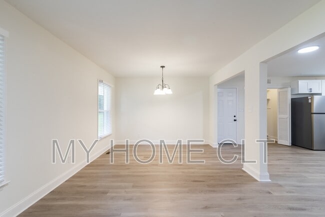 1808 Taylor Dr in Gastonia, NC - Building Photo - Building Photo
