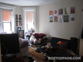 97 St Stephen St, Unit 9 in Boston, MA - Building Photo