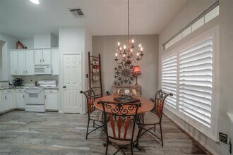 102 Wintergreen Trail in Spring, TX - Building Photo - Building Photo