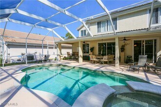 7864 Stratford Dr in Naples, FL - Building Photo - Building Photo