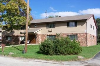 East Troy Apartments in East Troy, WI - Building Photo