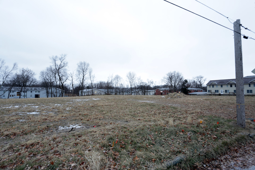 400 S 4th St in Ames, IA - Building Photo