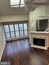 12011 Golf Ridge Ct in Fairfax, VA - Building Photo - Building Photo