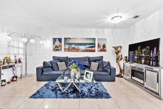 3709 NE 4th St in Homestead, FL - Foto de edificio - Building Photo