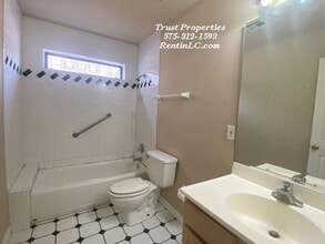 2597 Cheyenne Dr in Las Cruces, NM - Foto de edificio - Building Photo