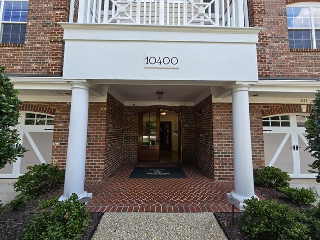 property at 10400 Rosegate Ct
