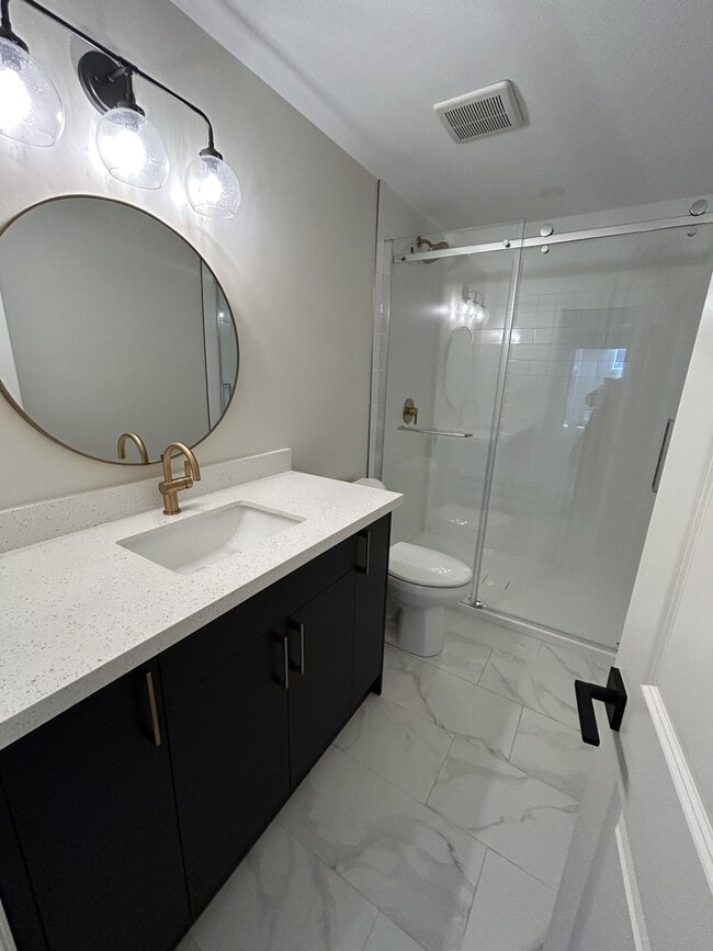 property at 605 SWEETBAY Cres