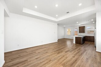 9715 Bixby Crk Dr in Cypress, TX - Building Photo - Building Photo