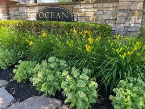 505 Villa Dr in Long Branch, NJ - Building Photo - Building Photo