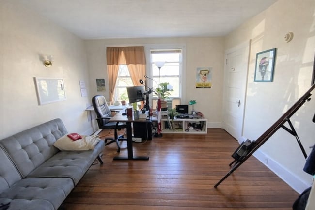 215 Center St, Unit 215, Unit 215