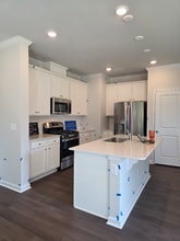 176 Paramount Dr in Smithfield, NC - Building Photo - Building Photo