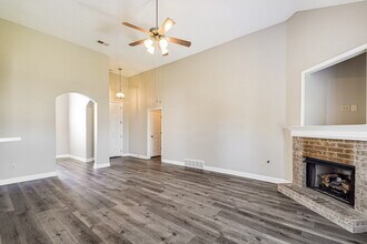 1721 Englehart St in Cordova, TN - Building Photo - Building Photo