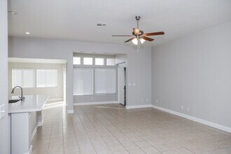 3394 Wasatch Cedars St in Las Vegas, NV - Foto de edificio - Building Photo