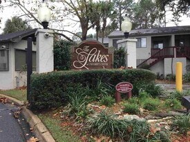 1339 Airport Dr in Tallahassee, FL - Building Photo