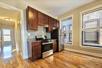 634 W Oakdale Ave, Unit 4 in Chicago, IL - Foto de edificio - Building Photo