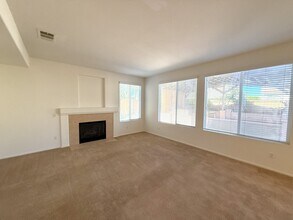 1926 Carroll Dr in San Jacinto, CA - Building Photo - Building Photo