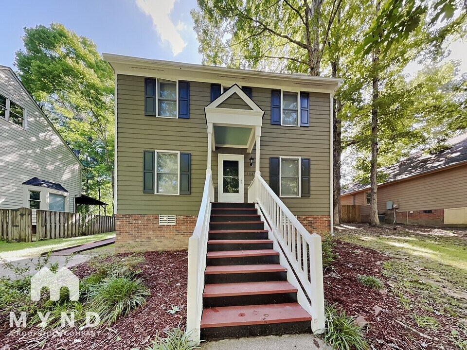 1329 Cedar Branch Ct in Wake Forest, NC - Building Photo