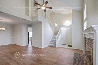 2259 Meadowstone Dr in Carrollton, TX - Building Photo - Building Photo